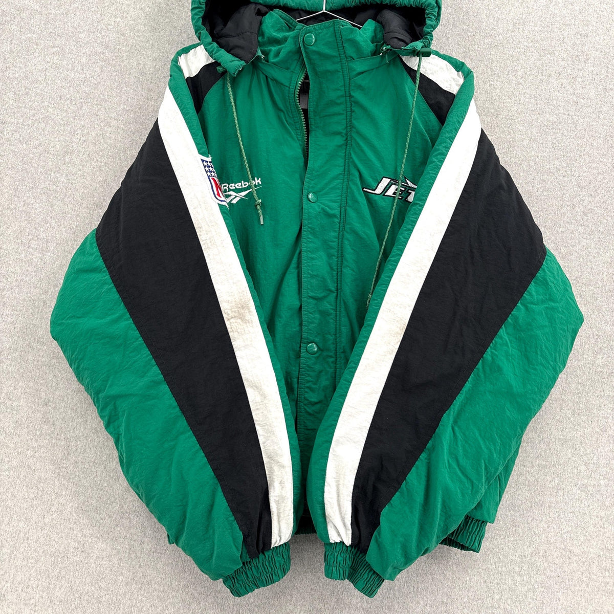 Vintage 90 New York Jets NFL Puffer Bomber Jacket - M