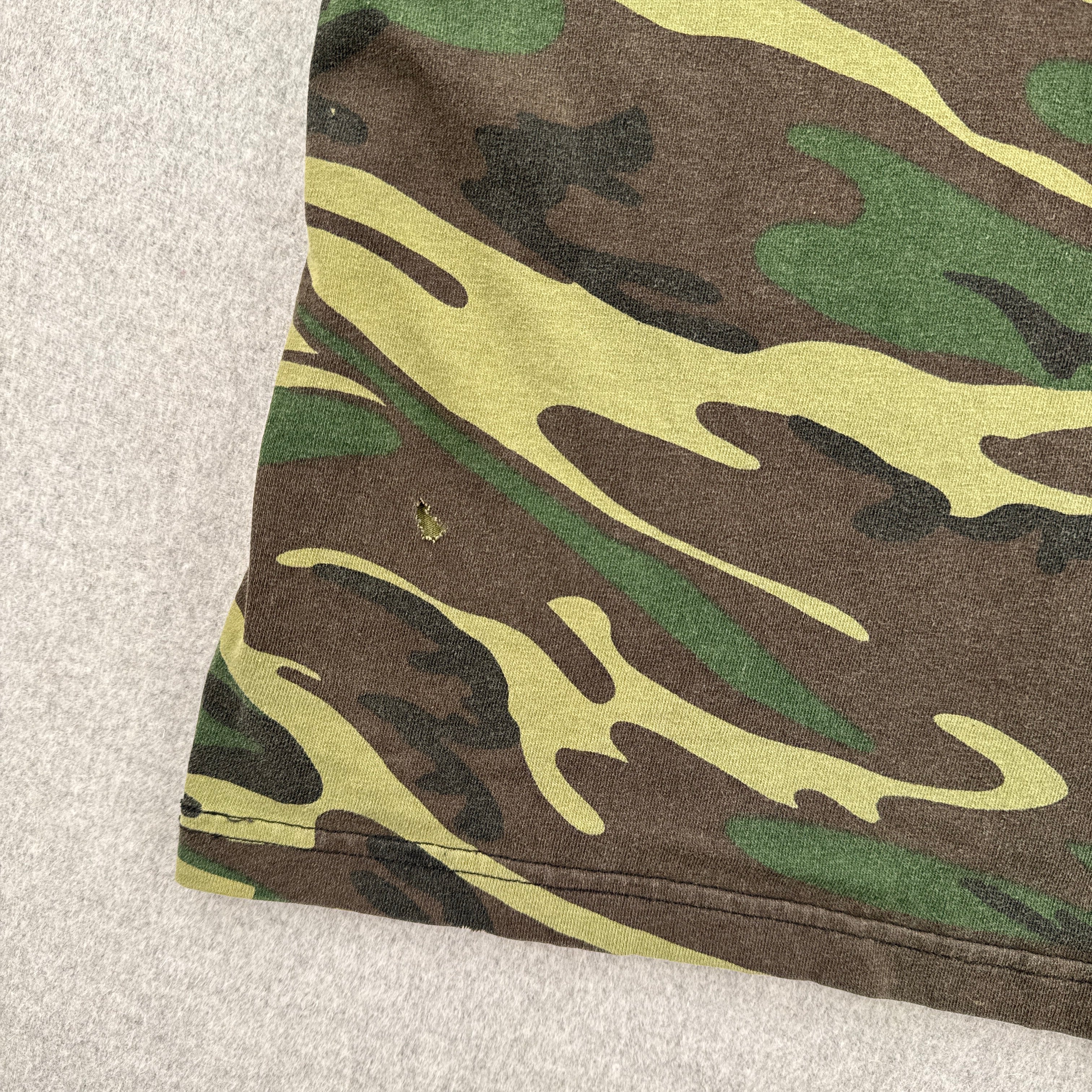 Vintage 90s Deer Camo Branson Graphic Tee - XL