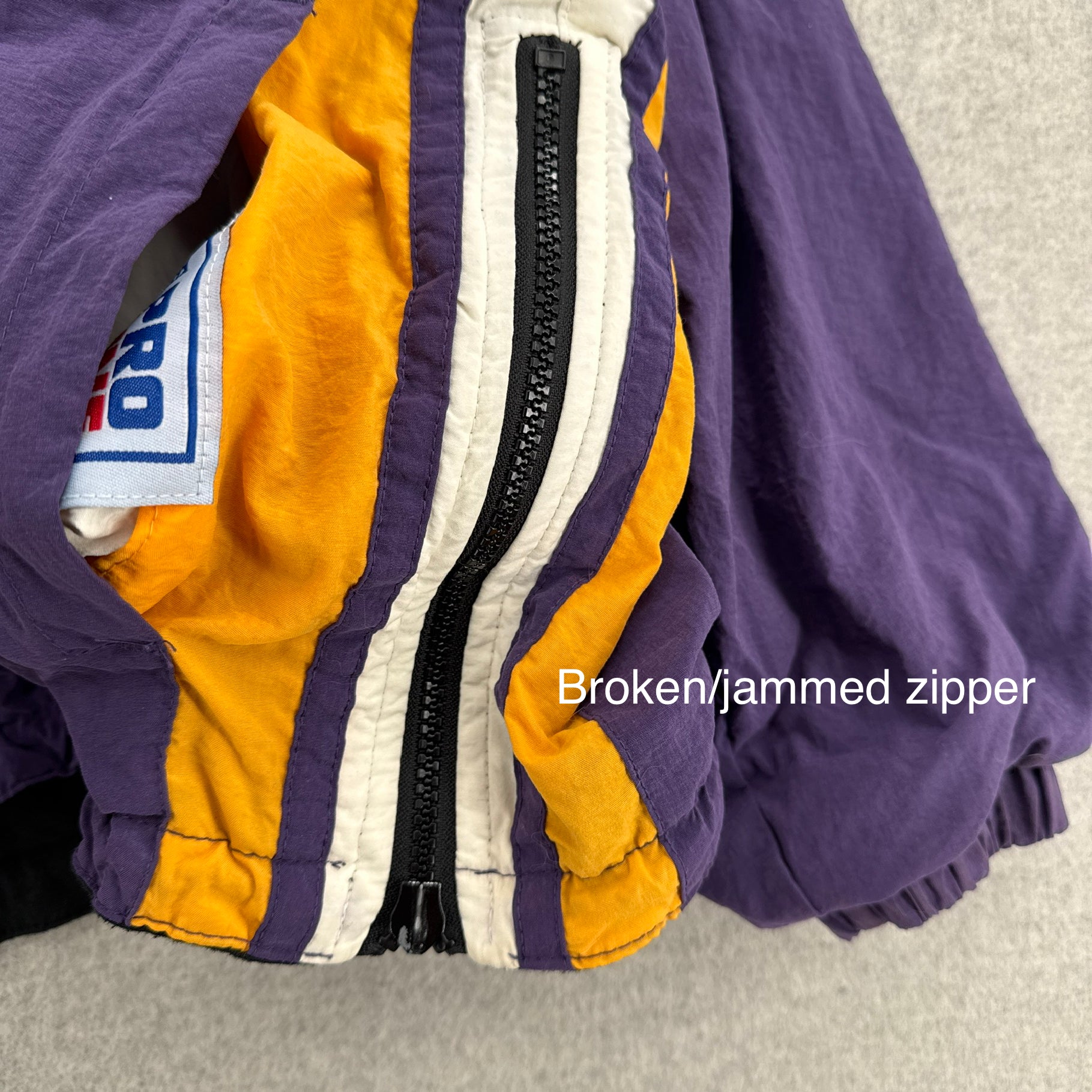 Vintage Minnesota Vikings NFL Football Starter Windbreaker Jacket - XL