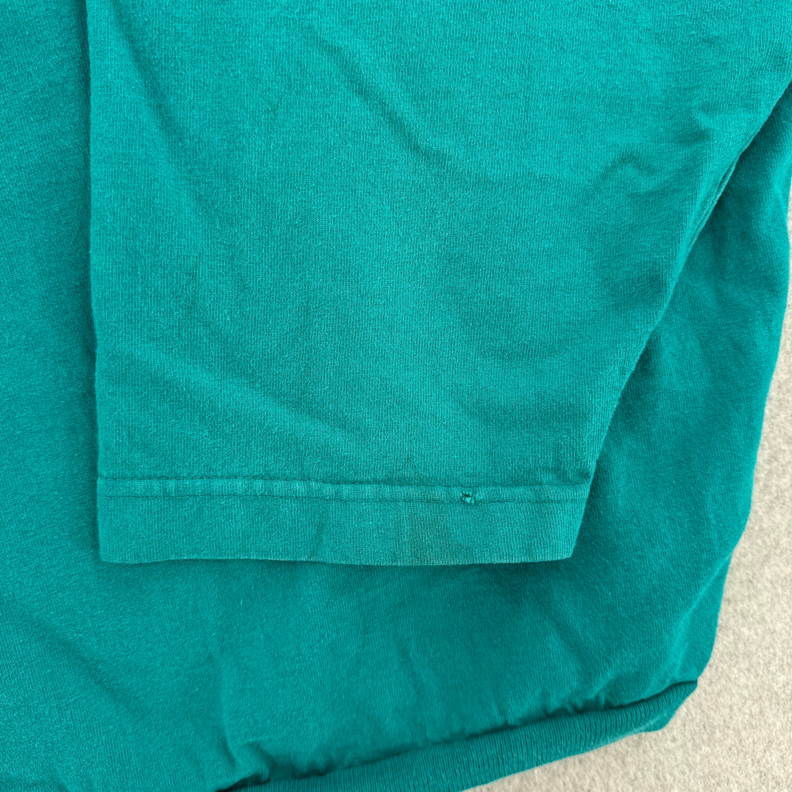 Vintage 90s Gold's Gym Athletic Thin Crewneck Long Sleeve Sweatshirt Shirt