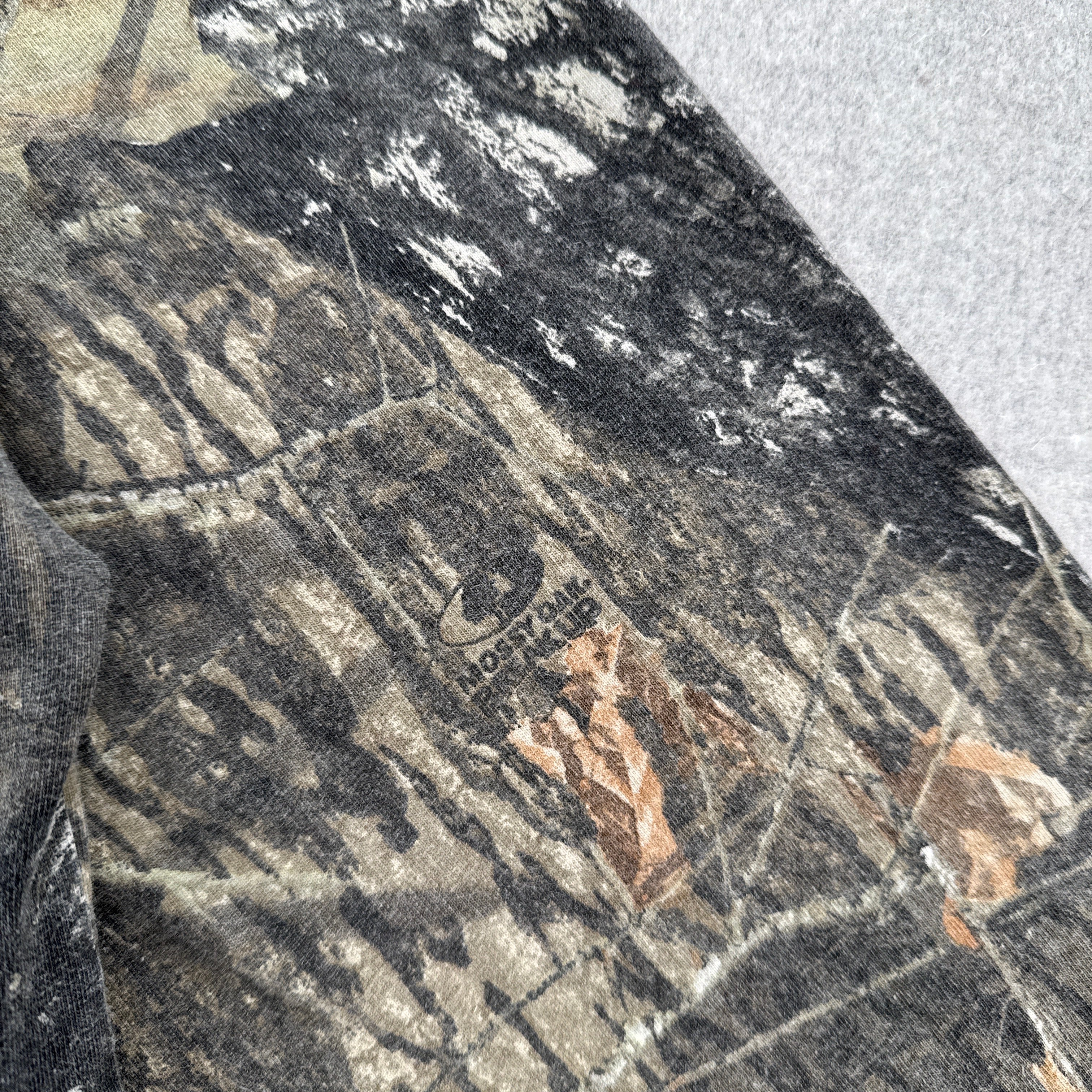 Vintage 90s Mossy Oak Camo Camouflage Cropped Long Sleeve Shirt