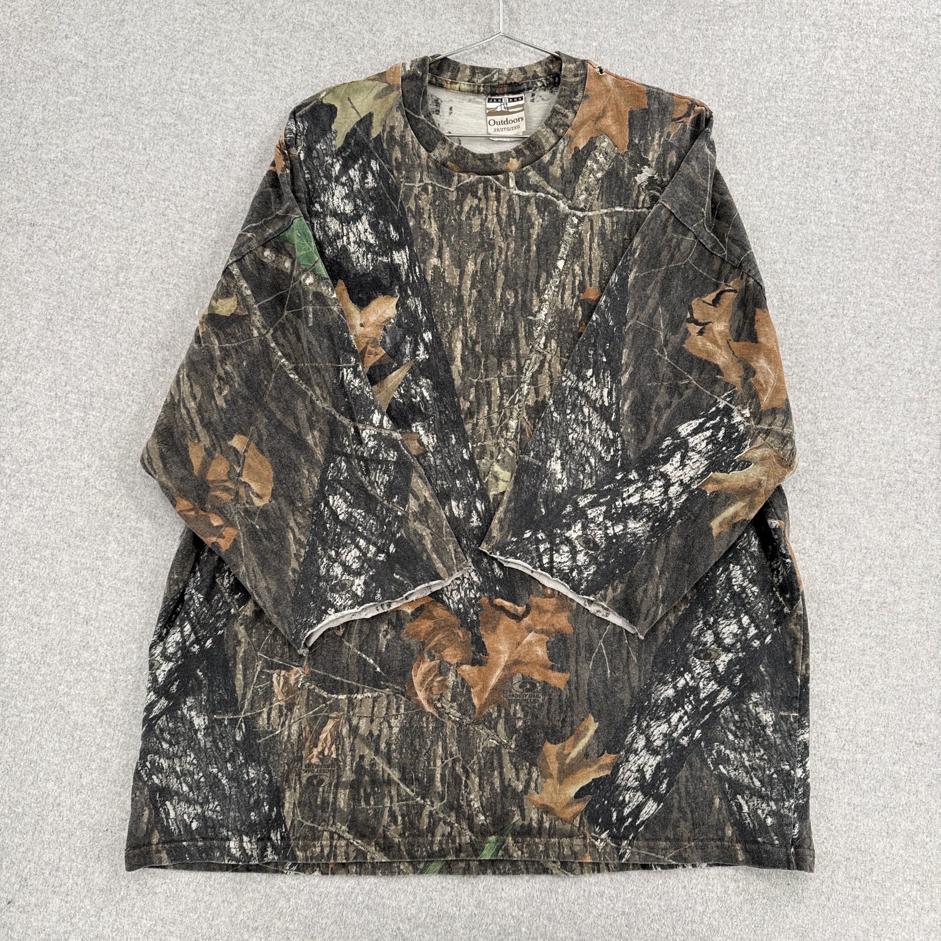 Vintage 90s Mossy Oak Camo Camouflage Cropped Long Sleeve Shirt
