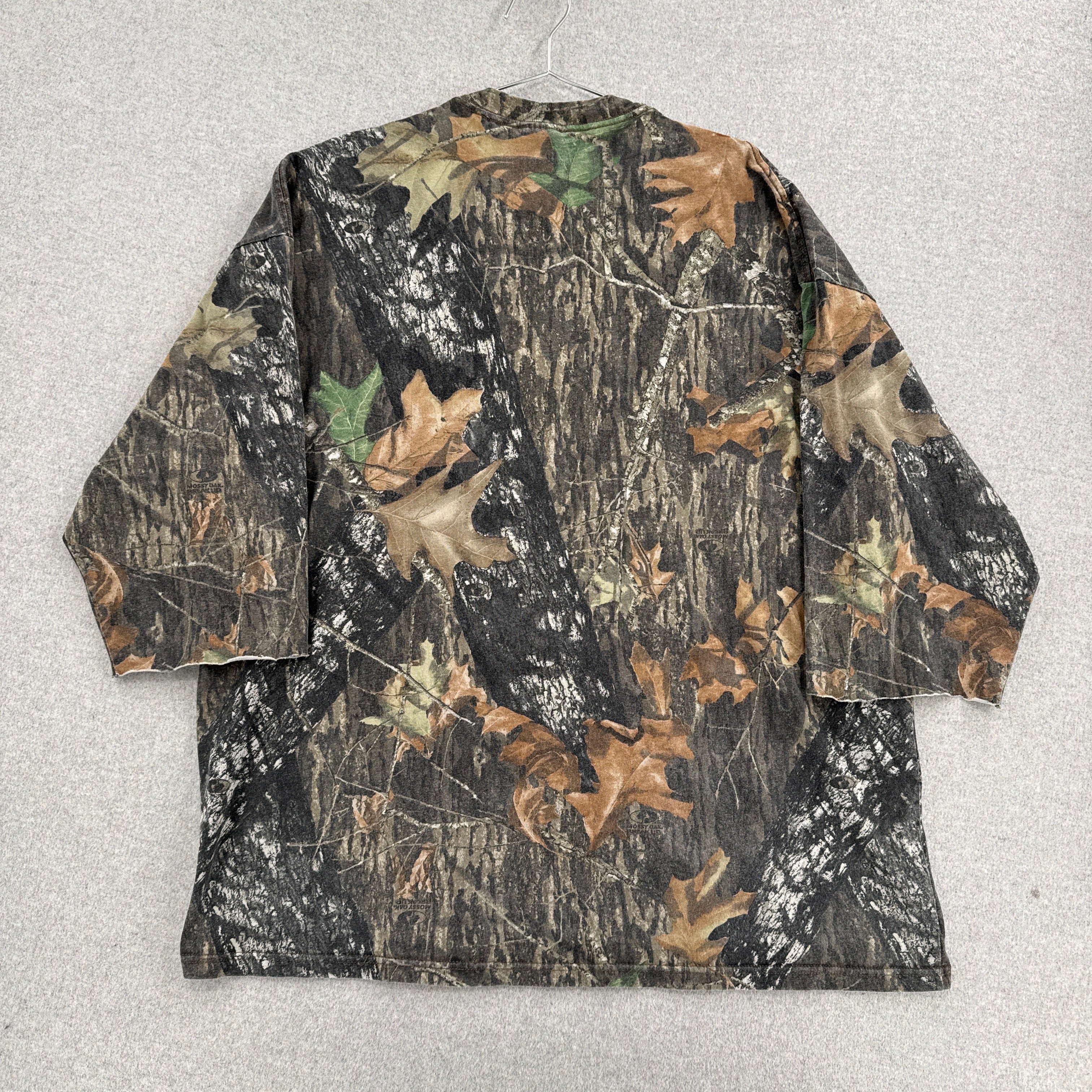 Vintage 90s Mossy Oak Camo Camouflage Cropped Long Sleeve Shirt