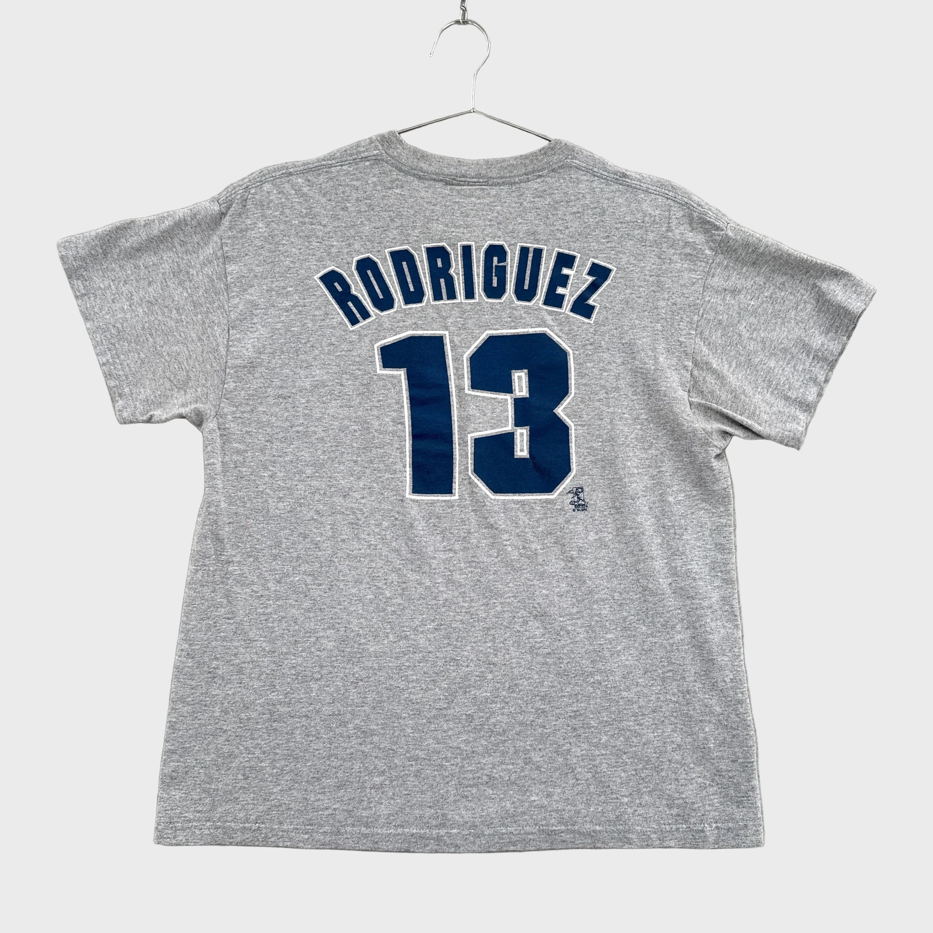 Vintage '04 New York Yankees MLB Graphic Tee - M/L