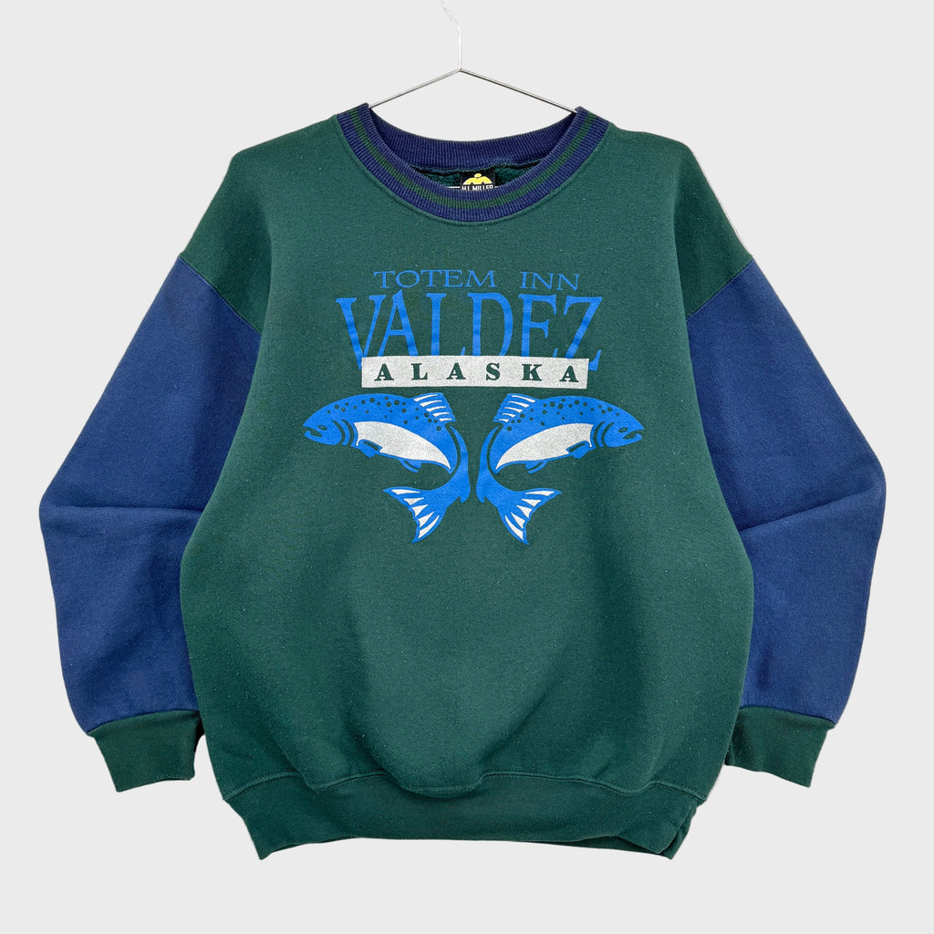 Vintage 90s Alaska Totem Inn Valdez Crewneck Sweatshirt, blue and green with 2 fish on it