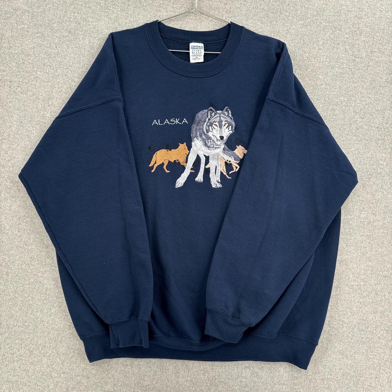 Vintage 90s Alaska Wolf Wolves Wildlife Nature Animal Crewneck Sweatshirt
