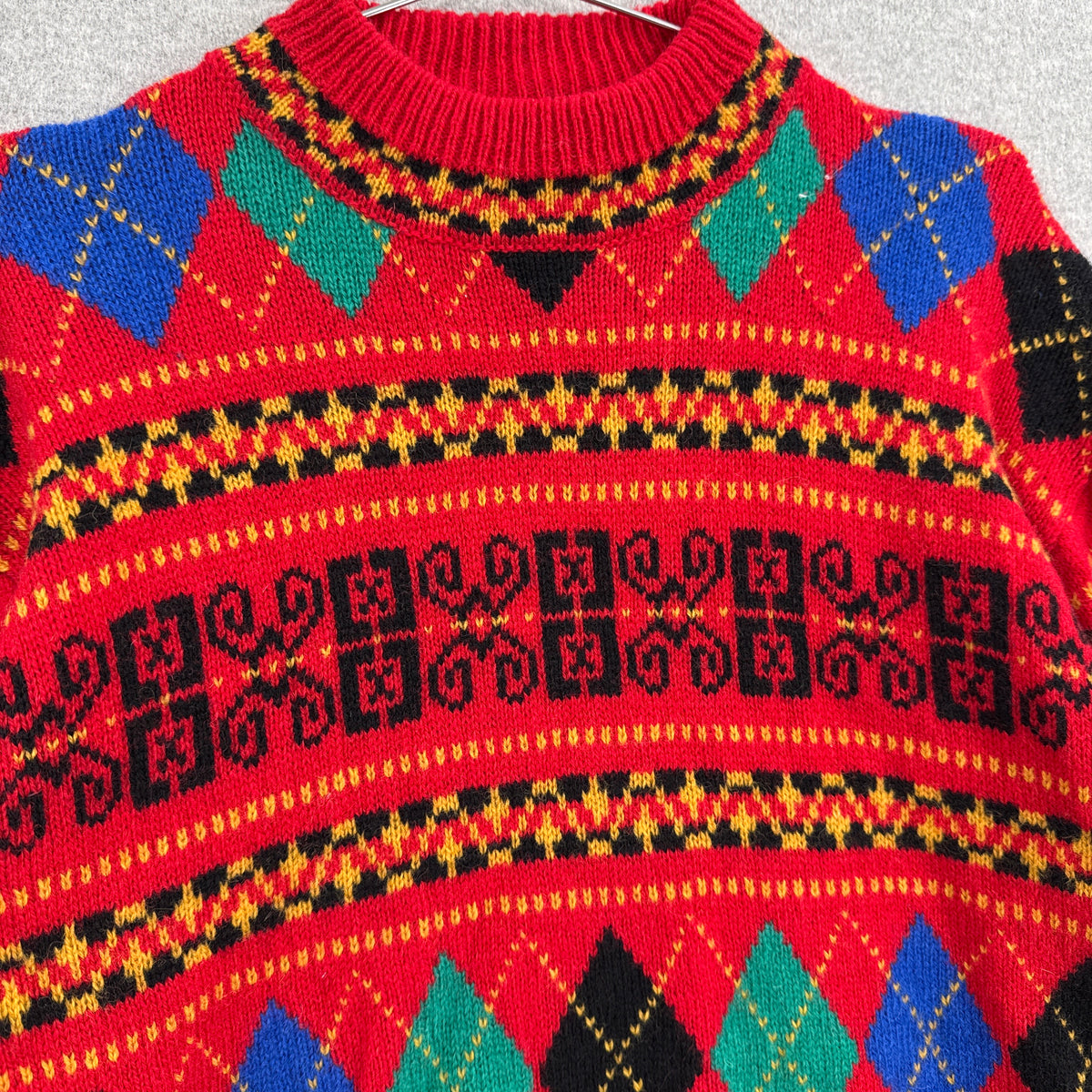 Vintage 90s Argyle Geometric 100% Wool Knitted Sweater