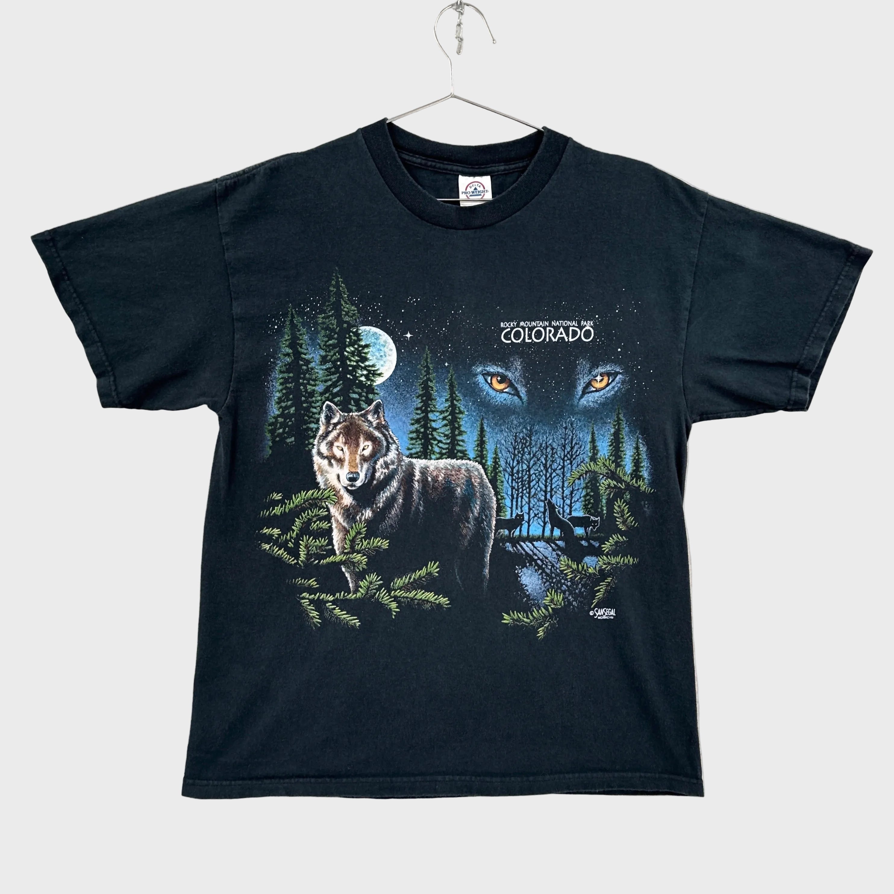 Vintage 90s Colorado Wolf Wolves Graphic Shirt 2