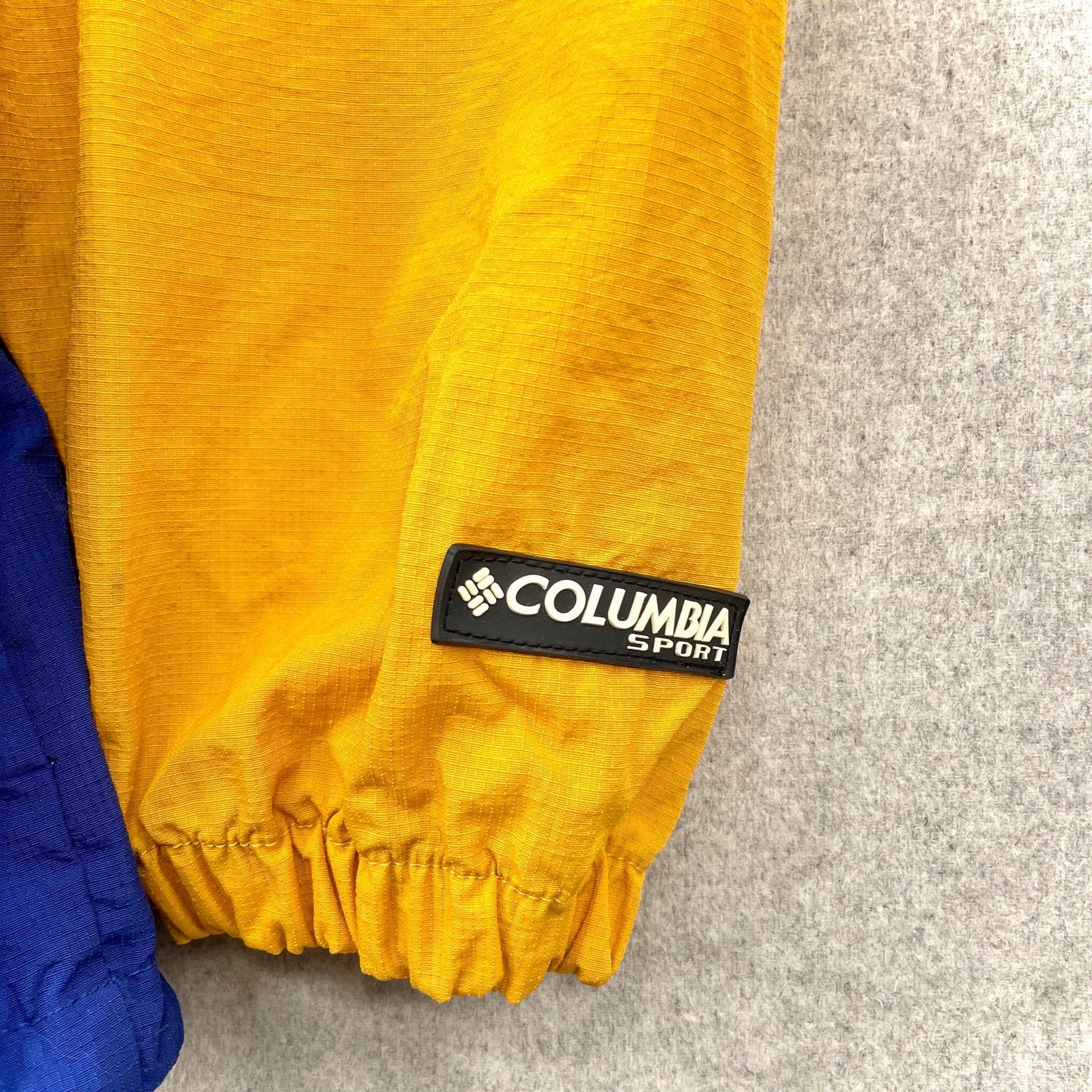 columbia sport logo patch on sleeve