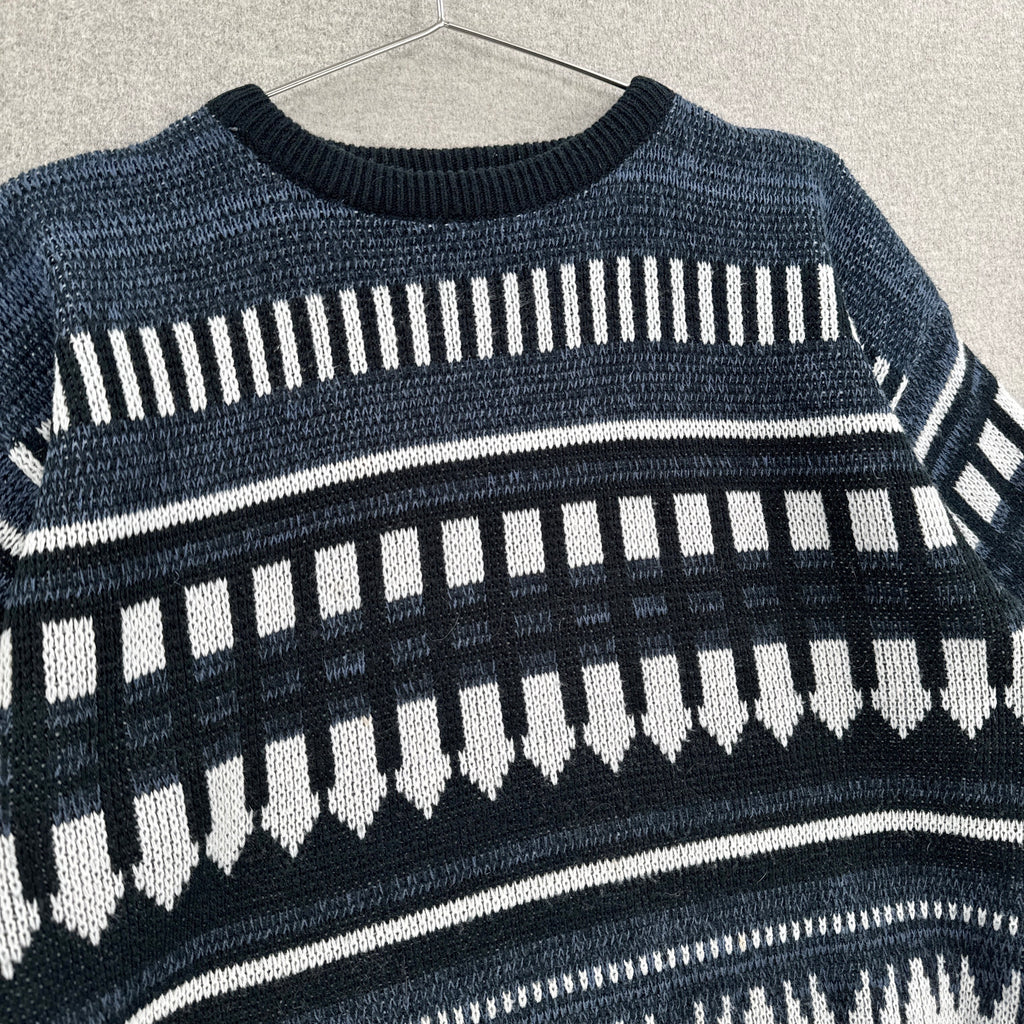 Vintage 90s Geometric Pattern Horizontal Stripes Knitted Sweater