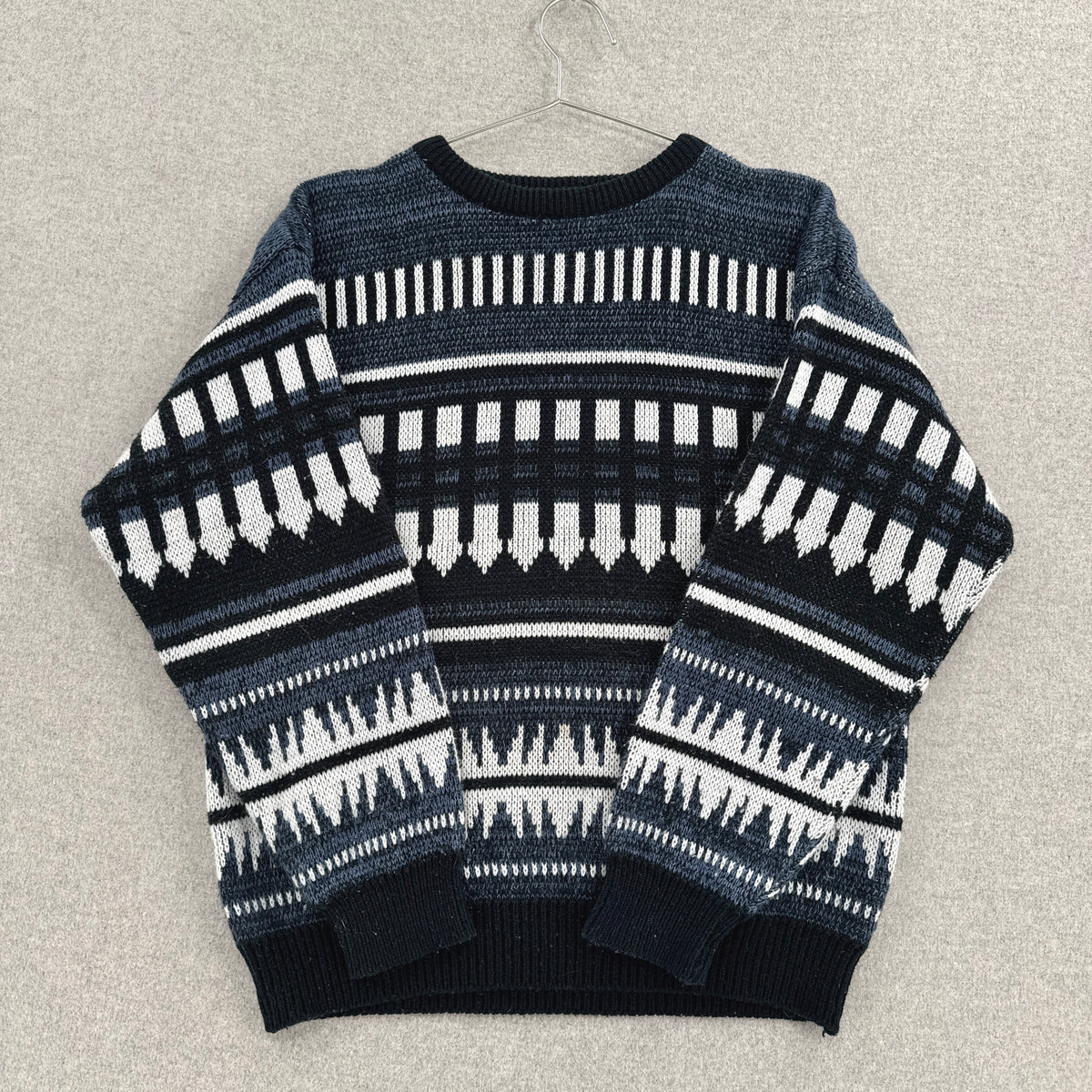 Vintage 90s Geometric Pattern Horizontal Stripes Knitted Sweater