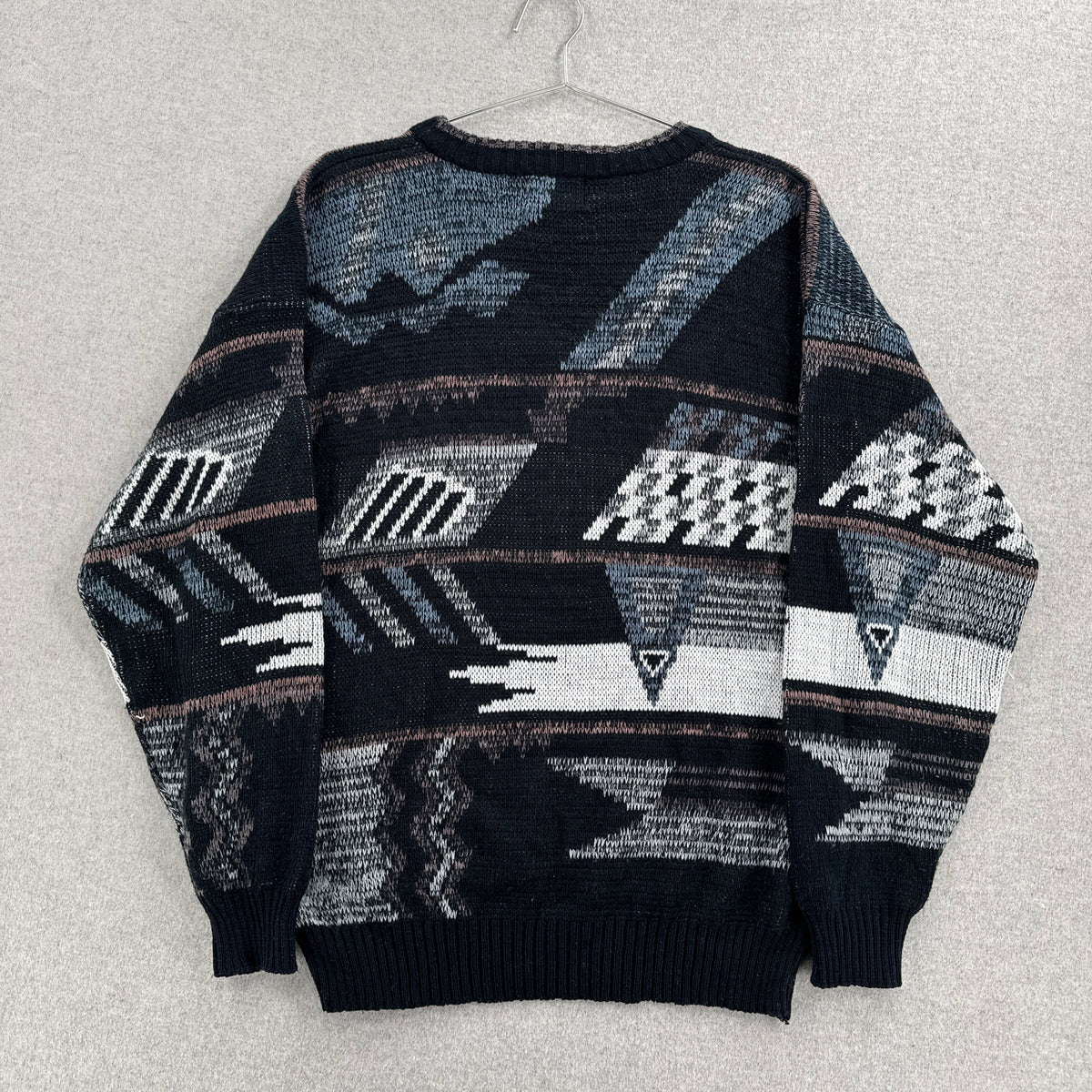 Vintage 90s Geometric Pattern Knitted Sweater1
