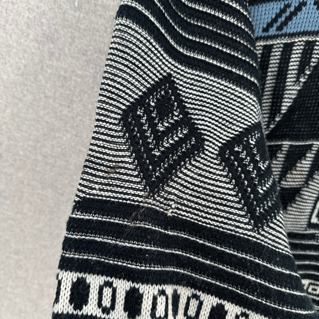 Vintage 90s Geometric Pattern Knitted Sweater - M/L