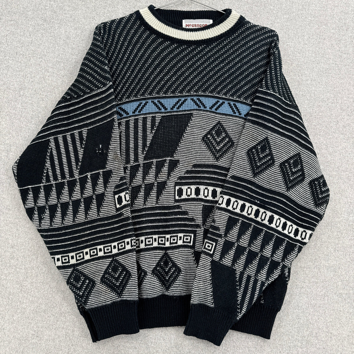 Vintage 90s Geometric Pattern Knitted Sweater - M/L