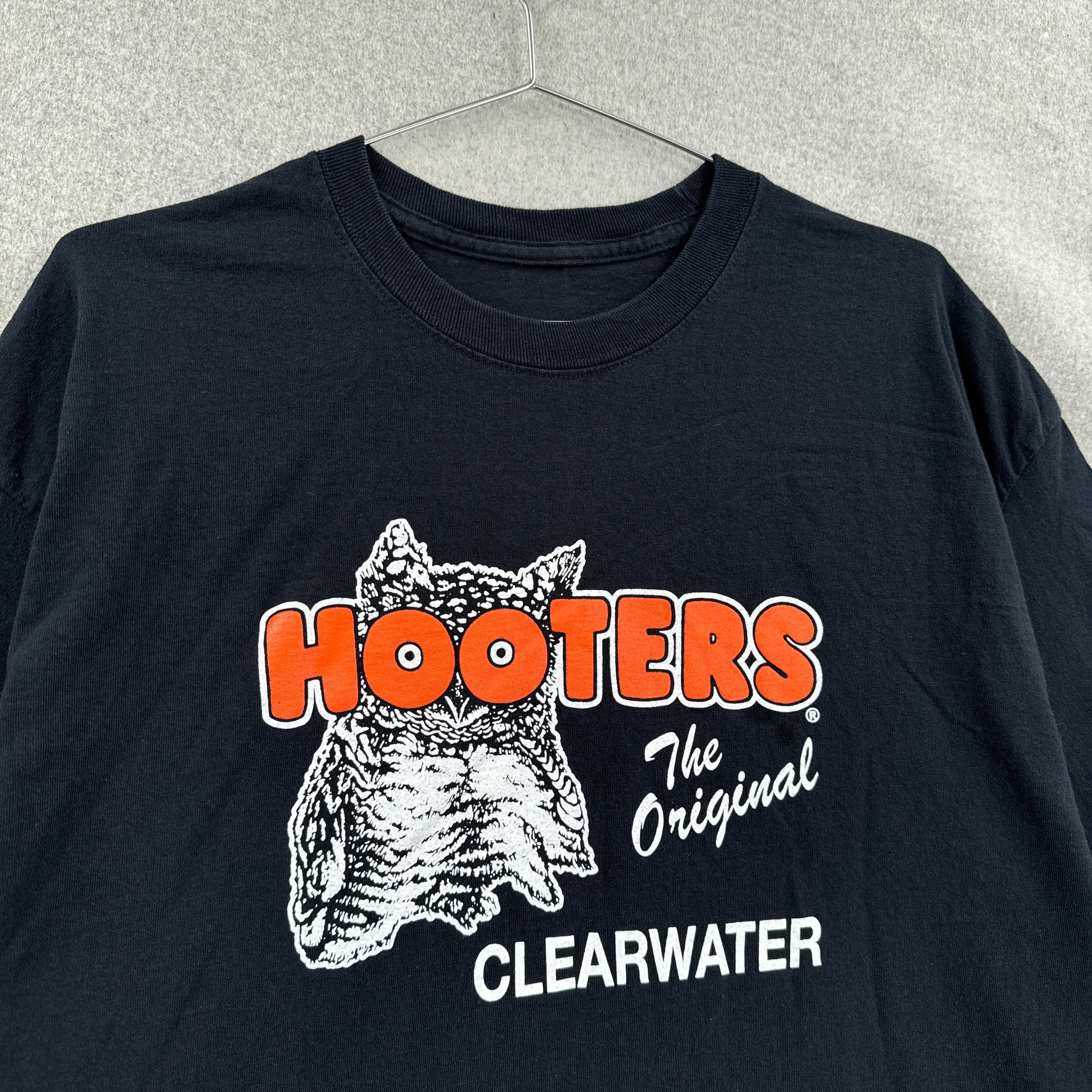 Vintage 90s Hooters Clearwater Long Sleeve Tee 