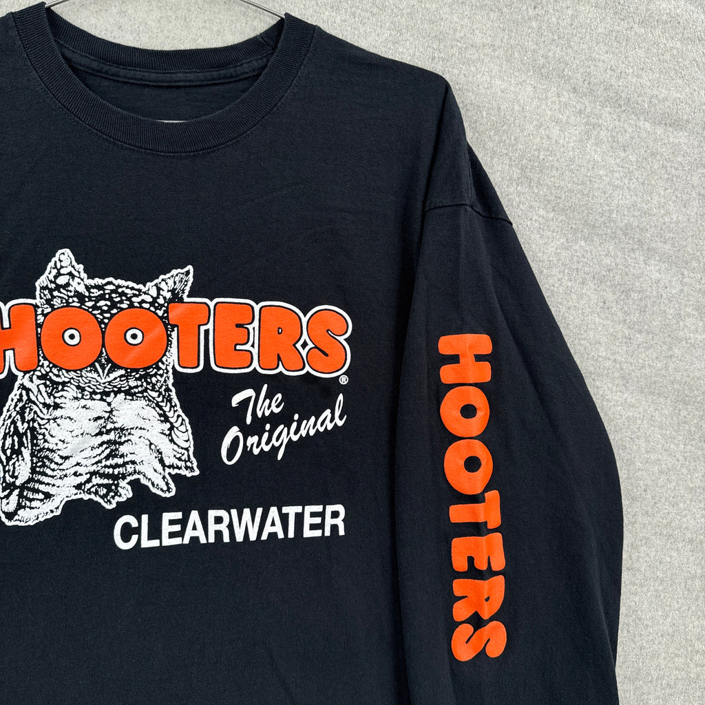 Vintage 90s Hooters Clearwater Long Sleeve Tee 