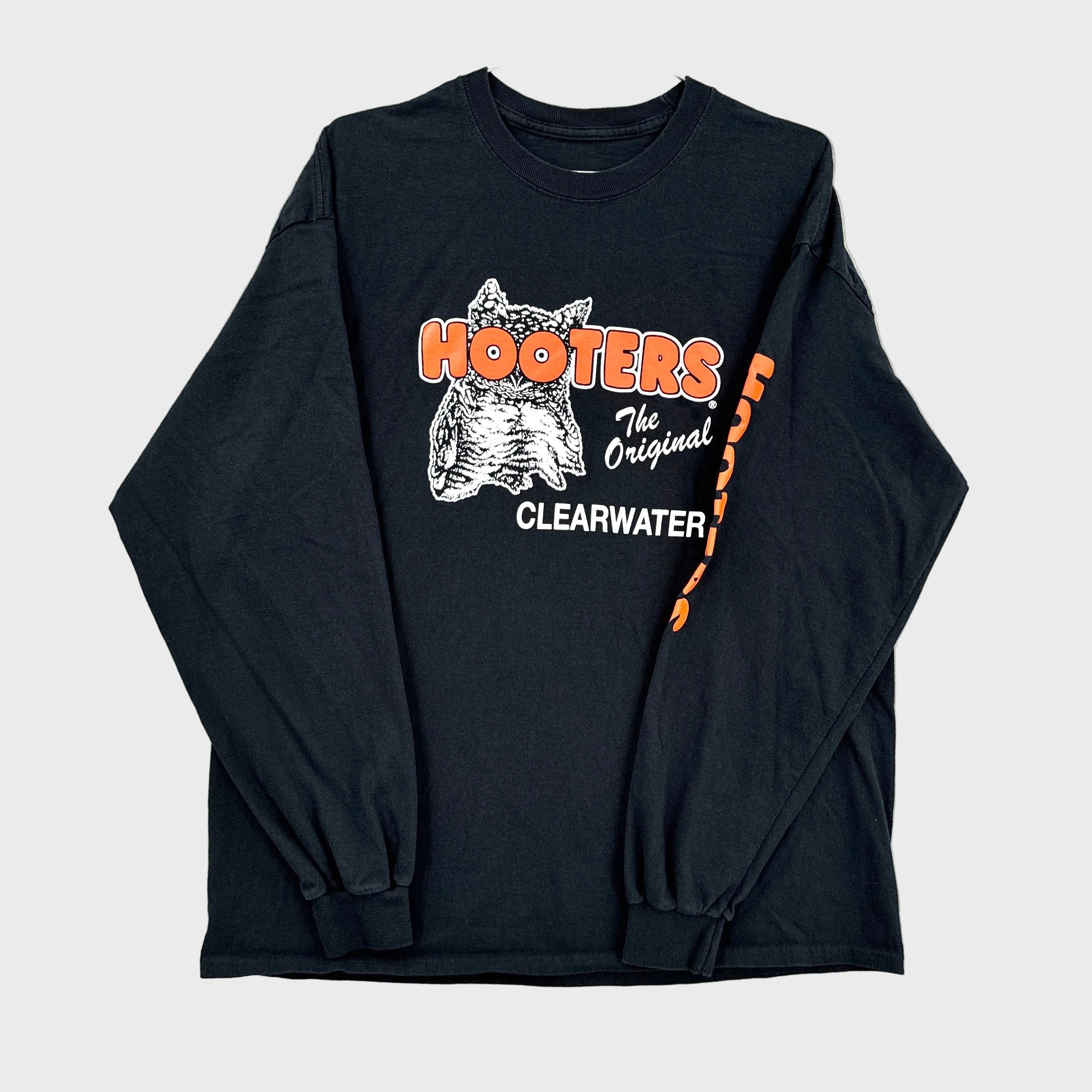 Vintage 90s Hooters Clearwater Long Sleeve Tee 