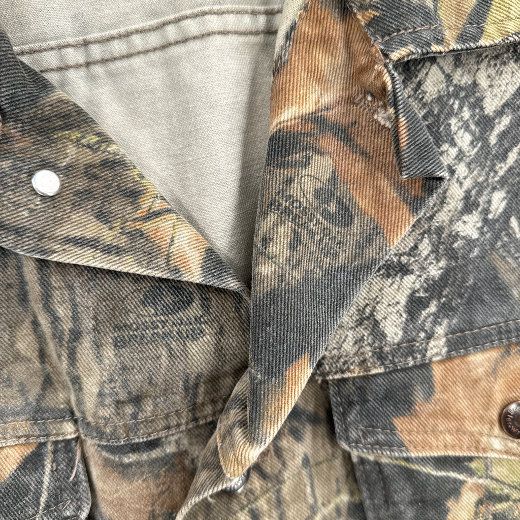 Vintage 90s Mossy Oak Camouflage Denim Button Jacket