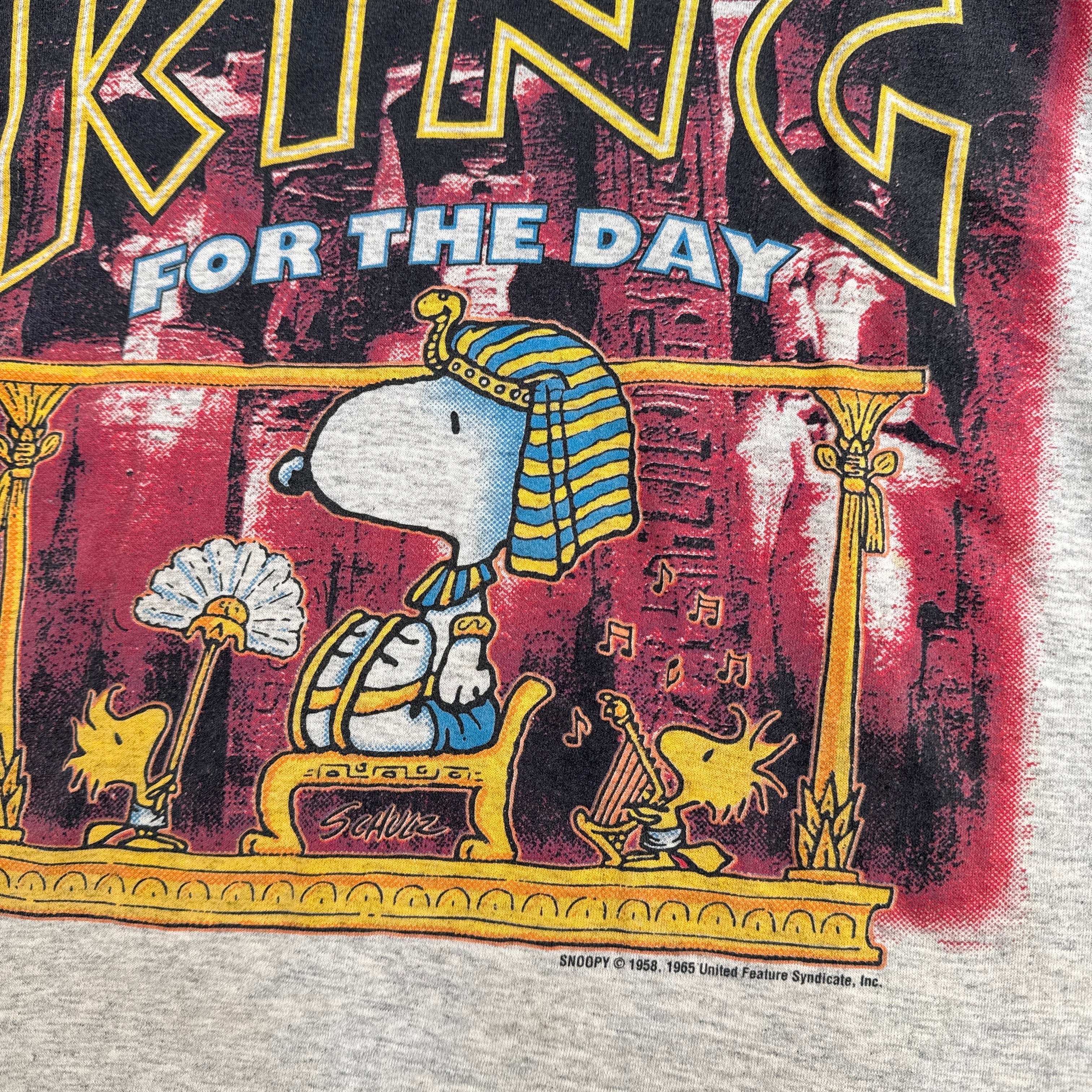 Vintage 90s Snoopy King Egyptian Cartoon Graphic Tee