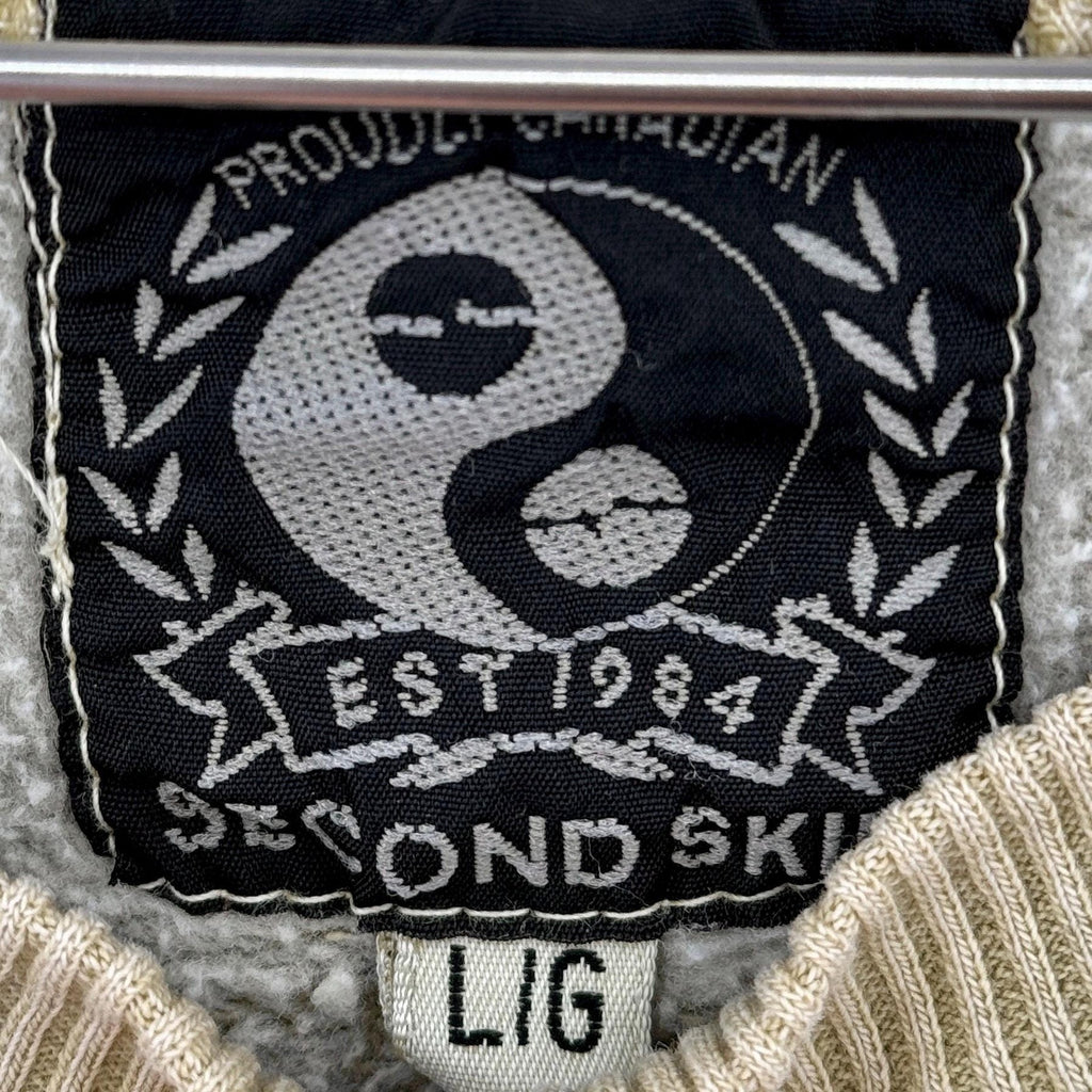 Embroidered patch with a logo size L