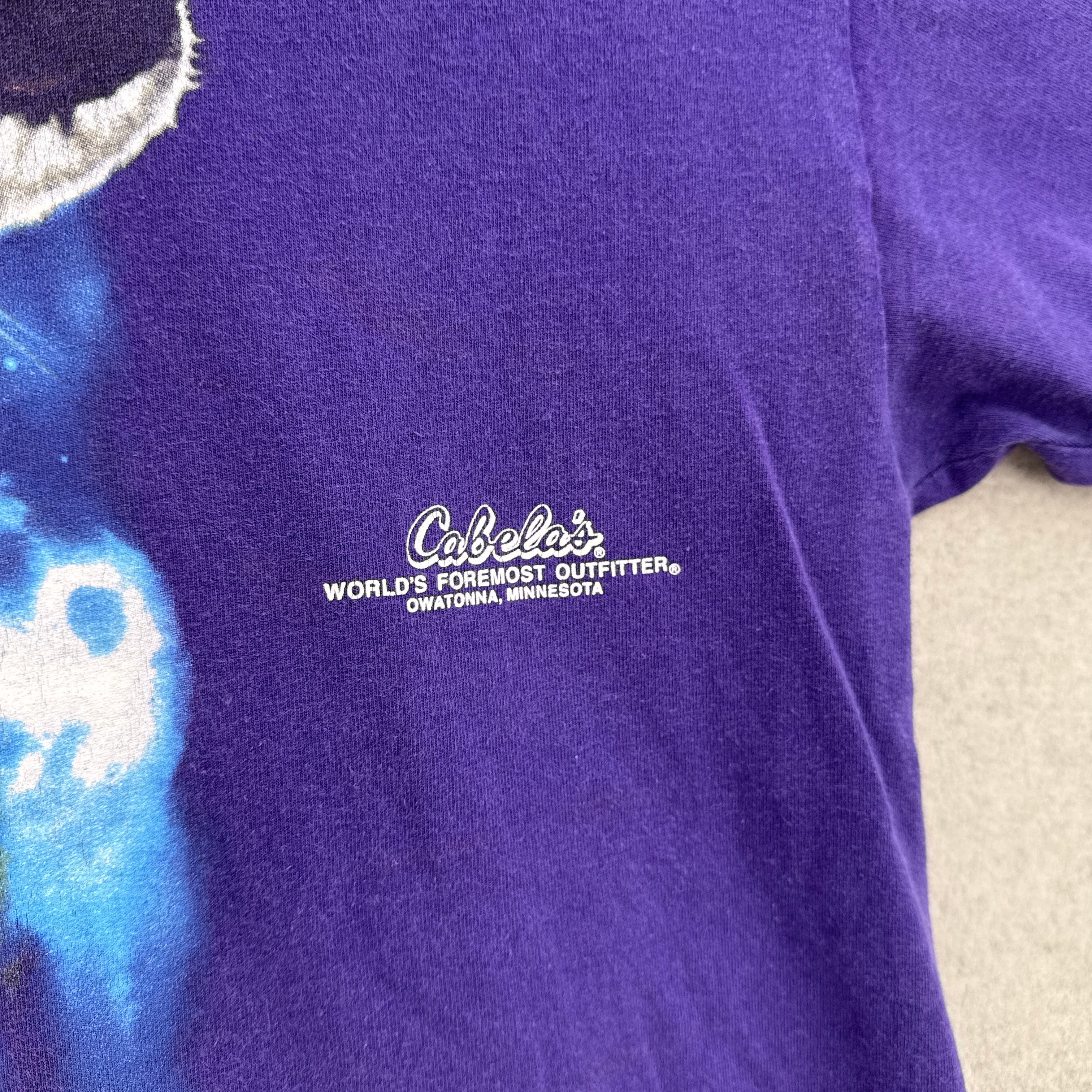 Vintage 90s Wolf Howling Cabela's Graphic Tee 