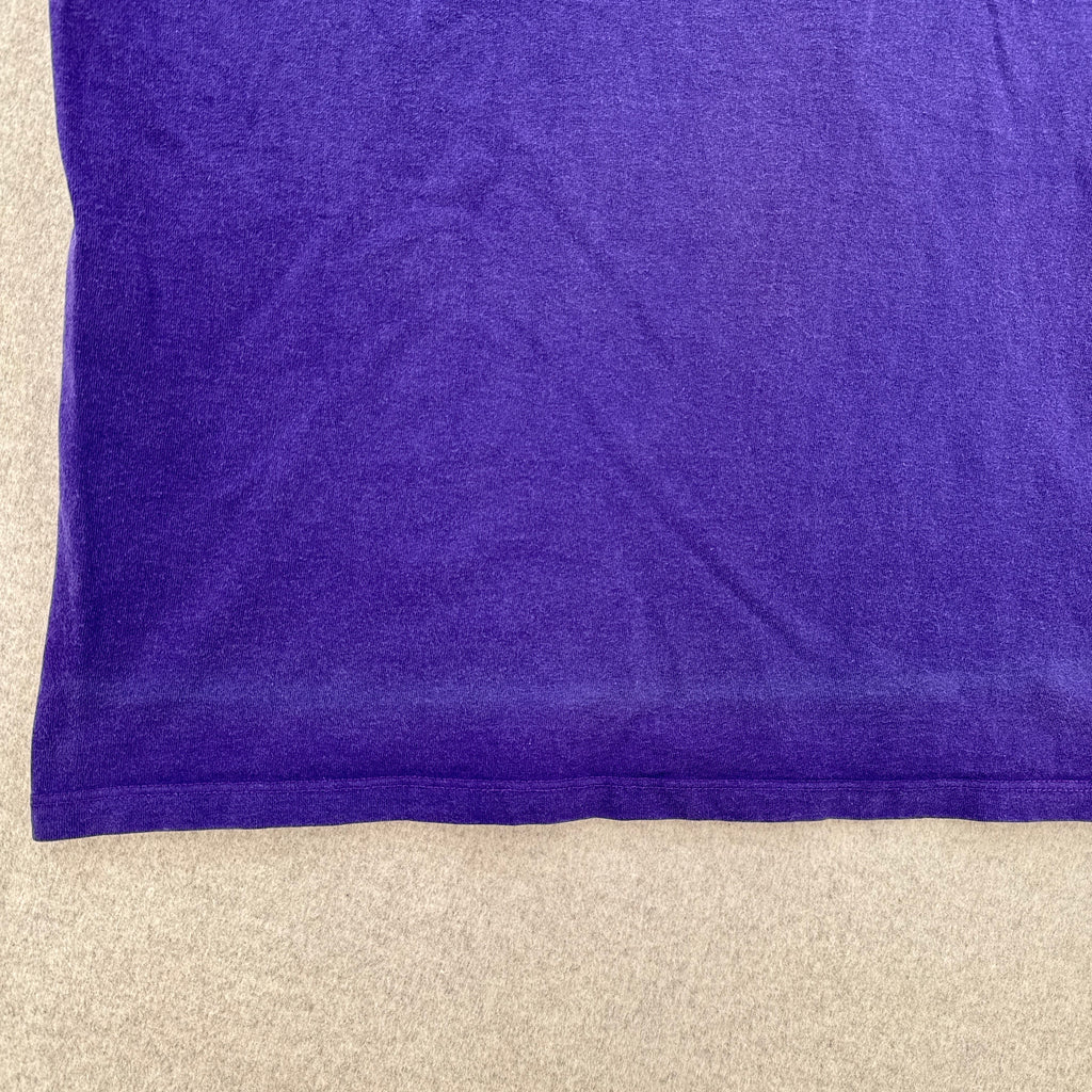Vintage 90s Wolf Howling Cabela's Graphic Tee 