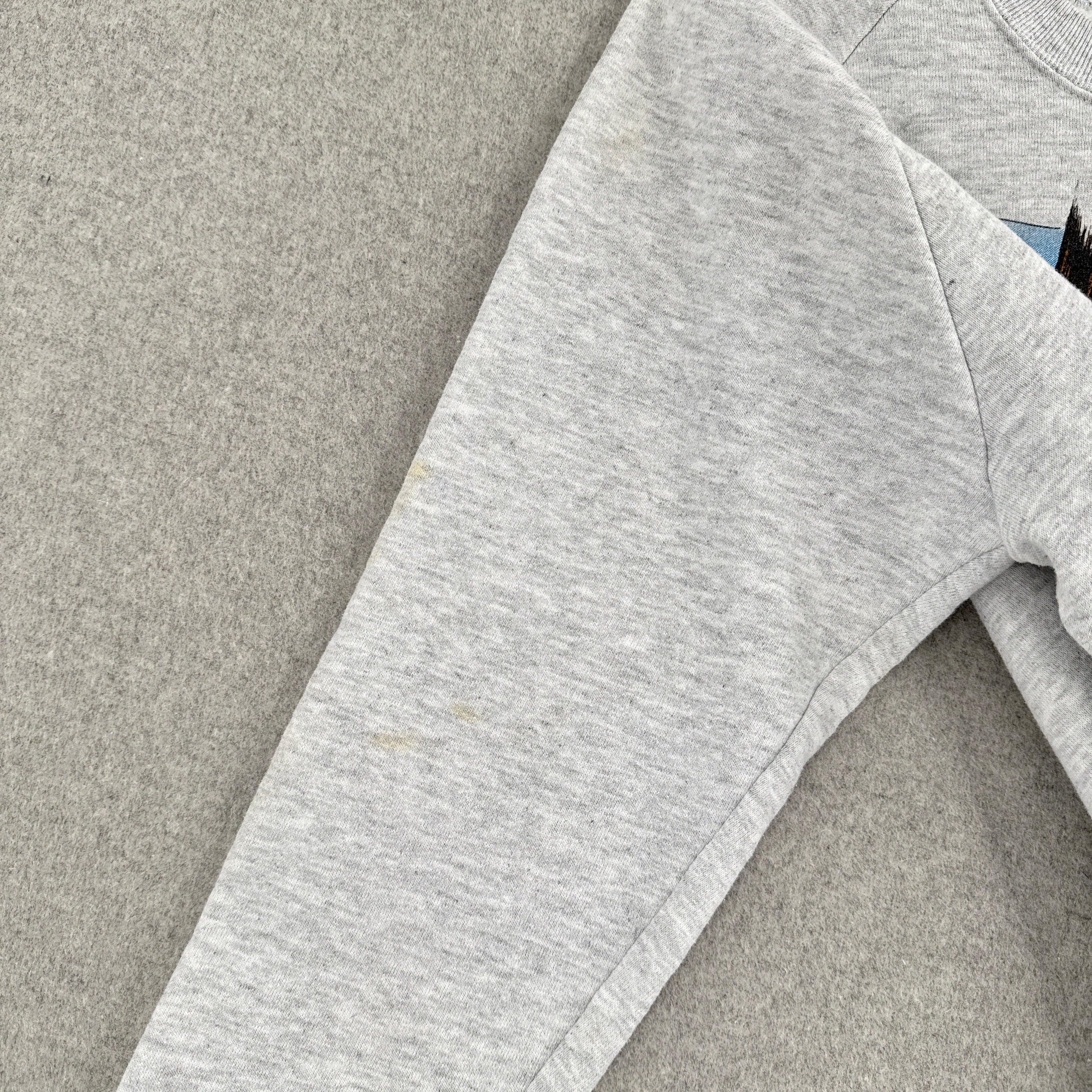 Vintage '92 Deer Hunting Cartoon Crewneck Sweatshirt
