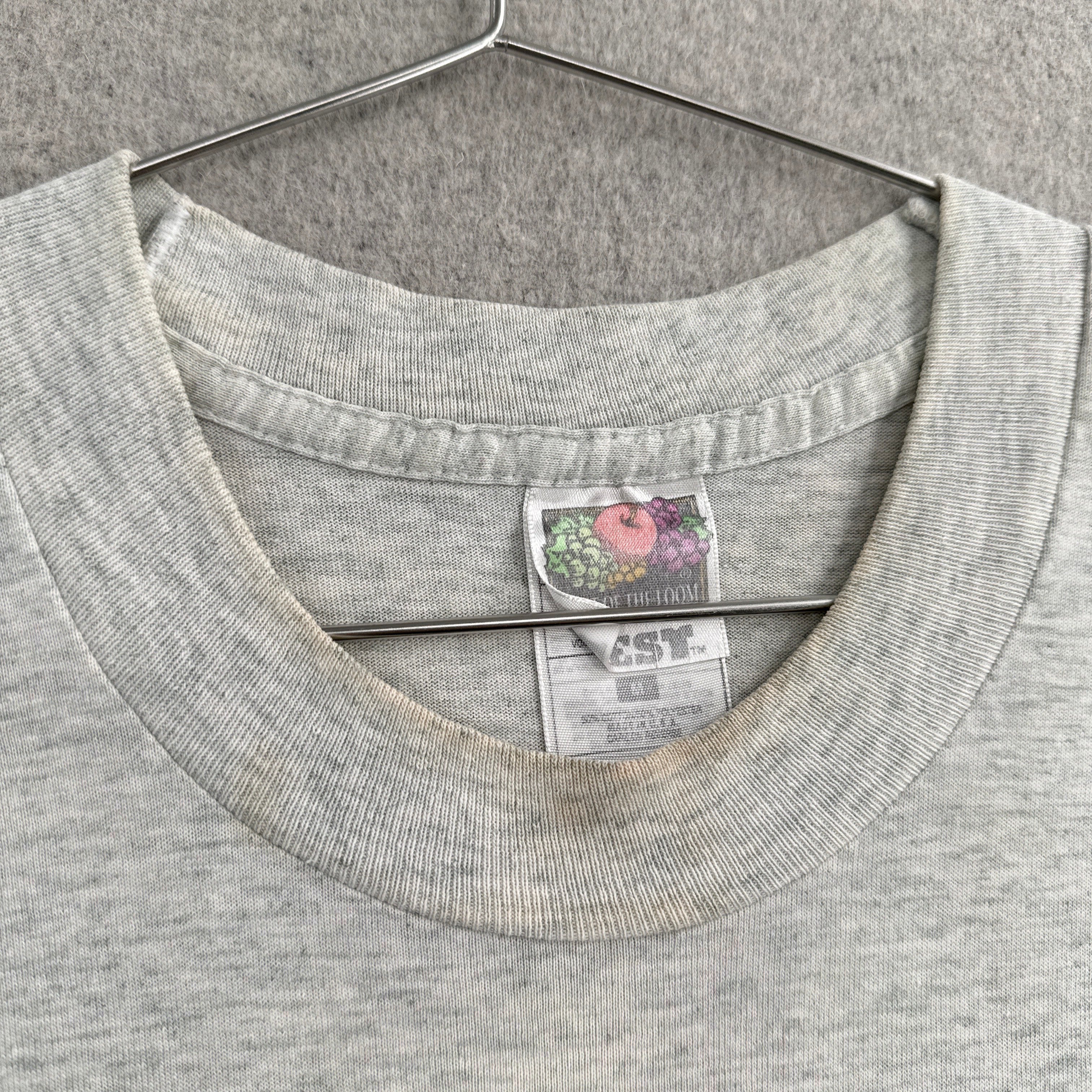 Vintage '95 Farm Animals Barnyard Boogie Cartoon Graphic Tee