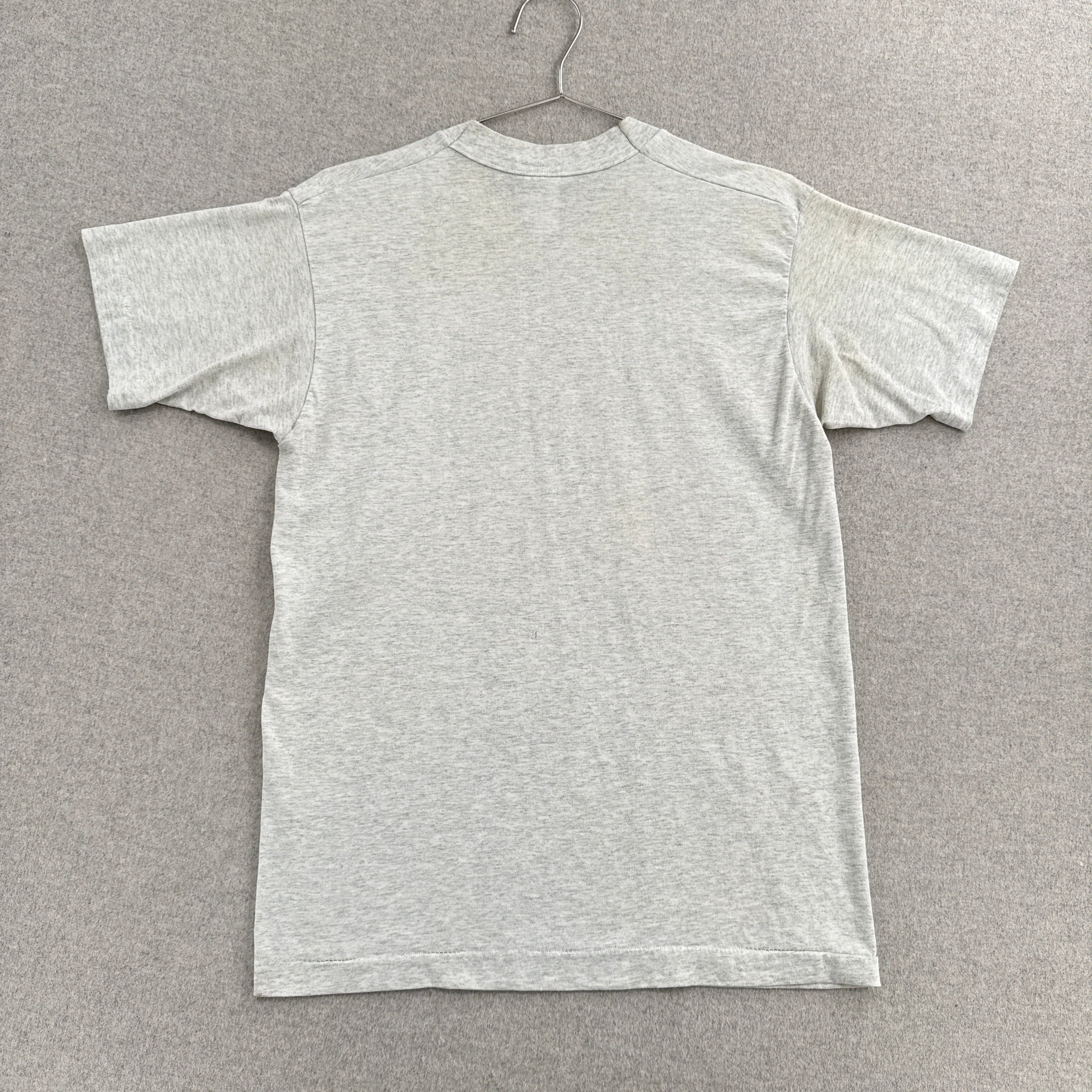 Vintage '95 Farm Animals Barnyard Boogie Cartoon Graphic Tee
