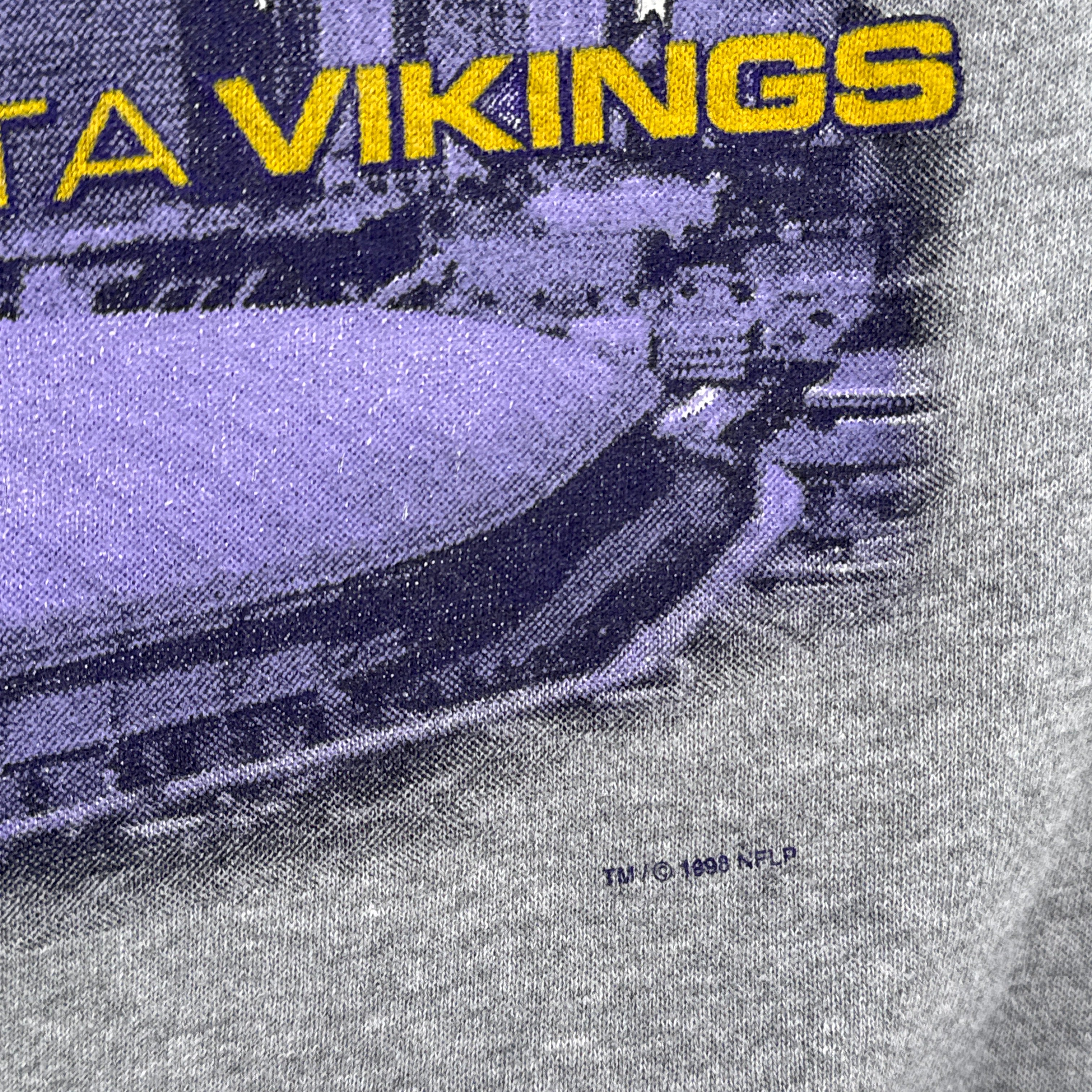 Vintage '98 Minnesota Vikings NFL Crewneck Sweatshirt