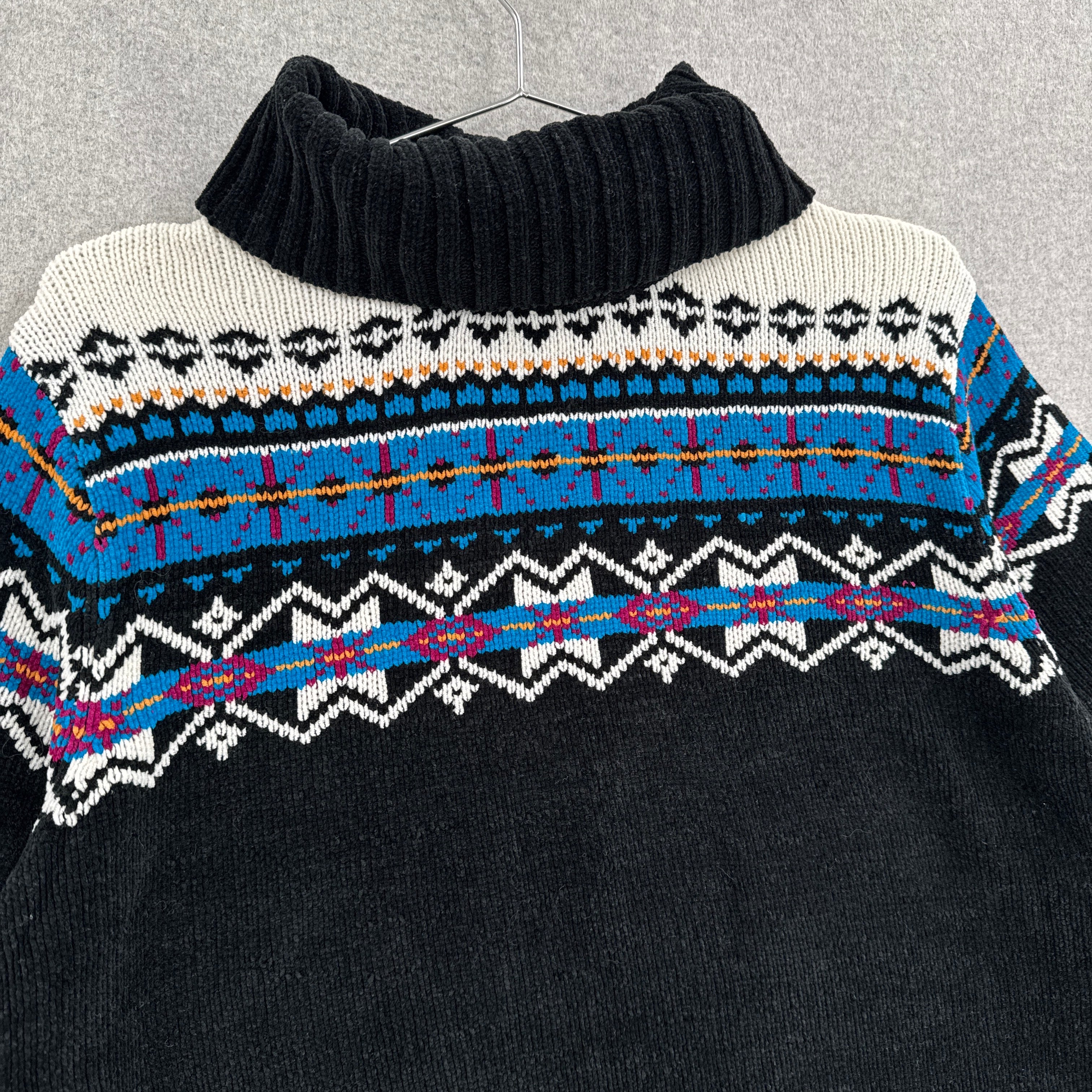 Vintage Geometric Pattern Knitted Turtleneck Sweater