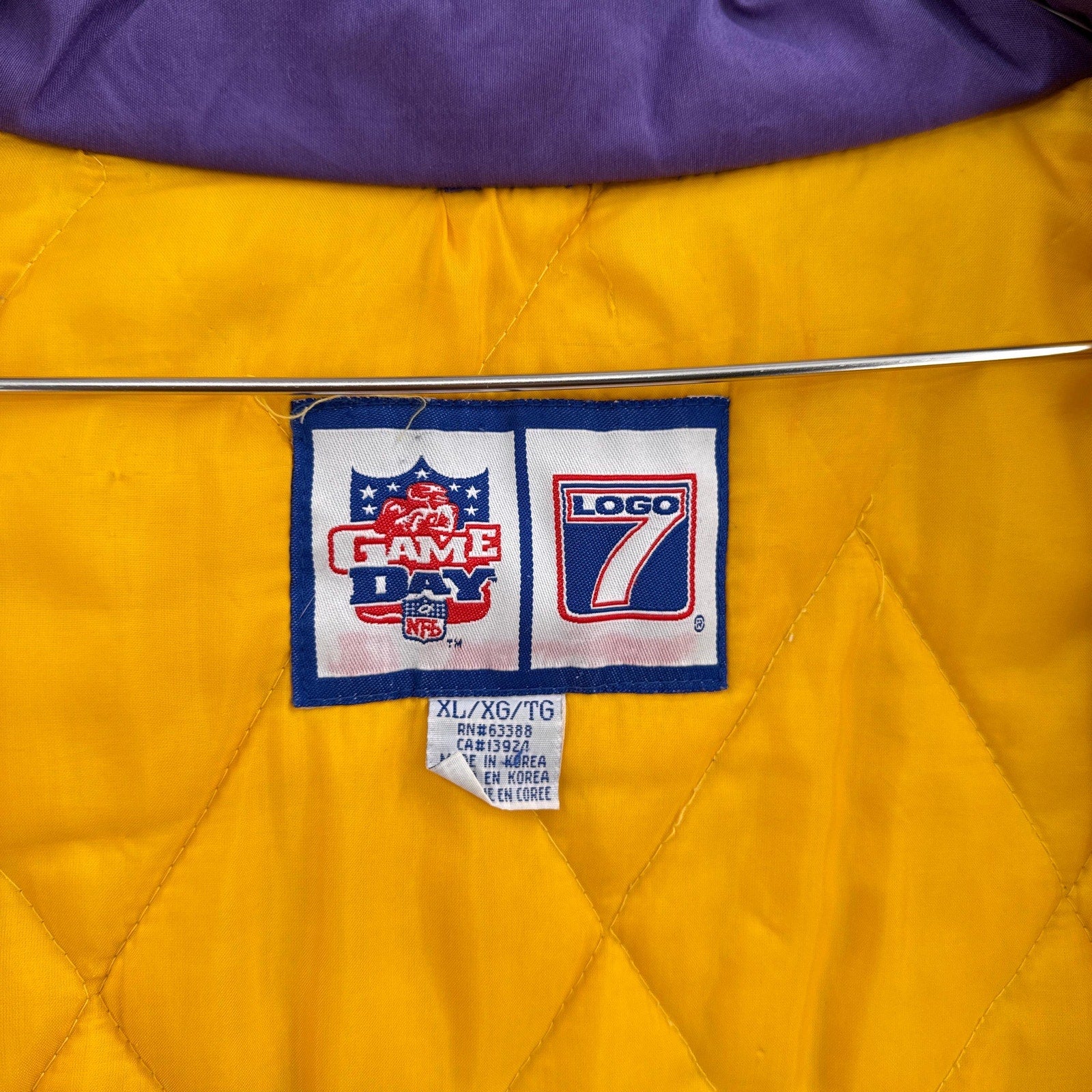 Vintage 90s Minnesota Vikings NFL Jacket - XL